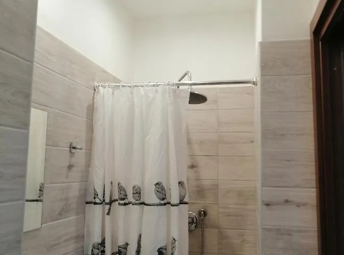 فندق مبيت وإفطار Bella Luminella 3*